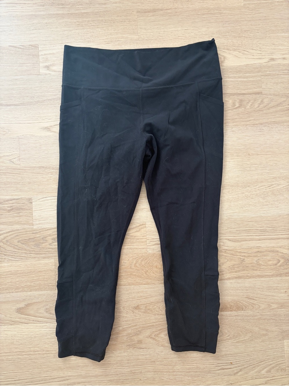 Athleta Black Capris with Wide detail on back calf